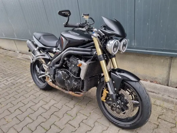 2006 Triumph Speed Triple 1050 - € 3.950 · Bieden (1/1)