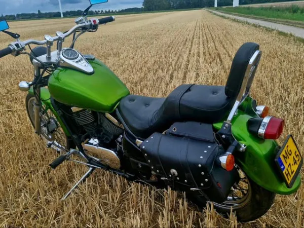 1998 Kawasaki vn800 - € 2.495 · Bieden (1/1)