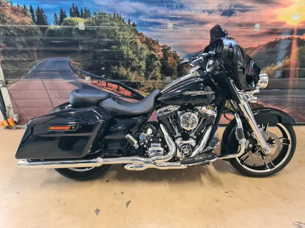2014 Harley-Davidson Street Glide FLHX - € 15.950 (1/1)