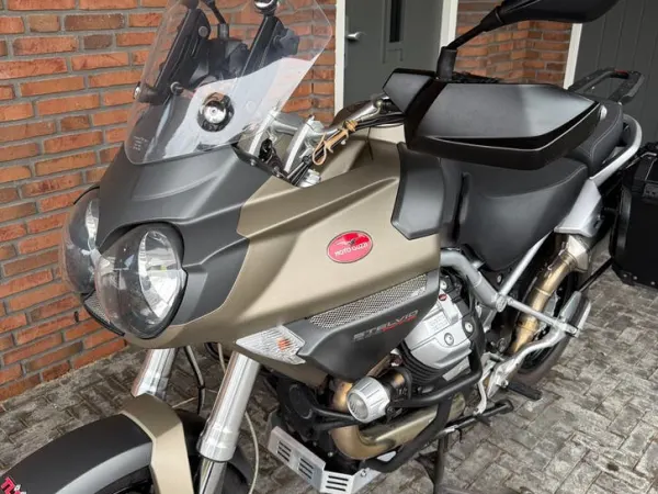 Bouwjaar onbekend Moto Guzzi Stelvio 1200 - € 7.450 (1/1)