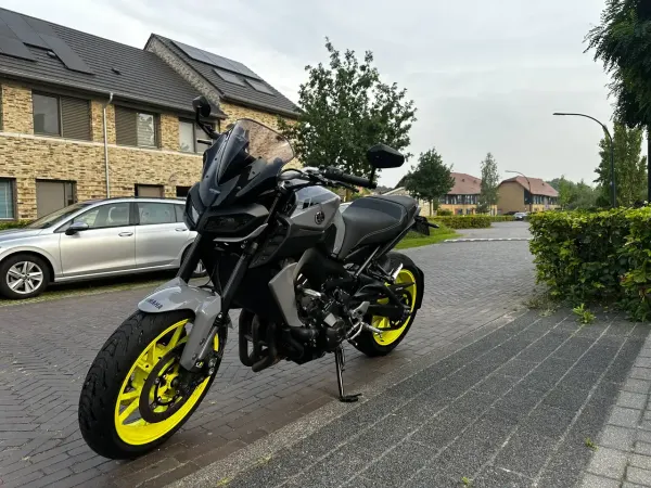 2017 Yamaha MT-09 - € 7.900 (1/1)