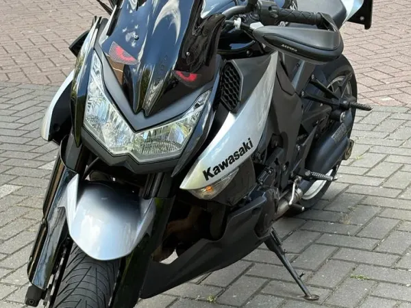Bouwjaar onbekend Kawasaki Z 1000 - € 6.350 · Bieden (1/1)