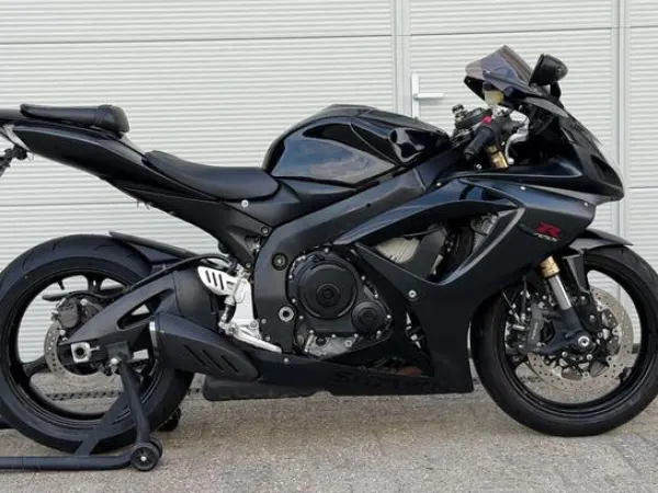 Year unknown Suzuki GSX-R 600 | K7 | Zwart | 35kw | Garantie! - €7,700 · Bidding (1/1)