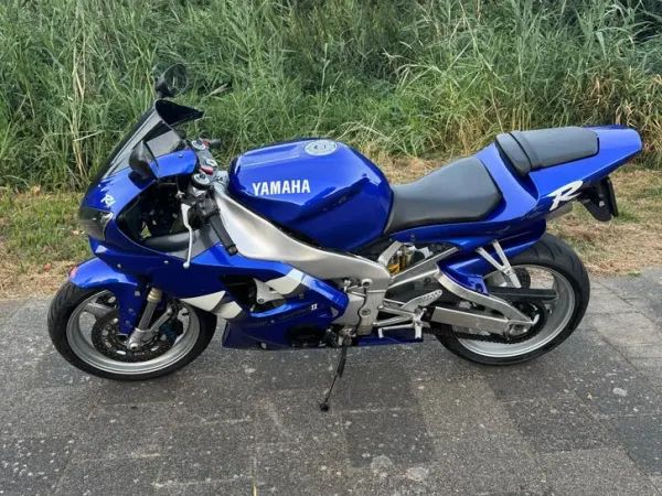 Bouwjaar onbekend Yamaha YZF R1 - € 2.700 · Bieden (1/1)