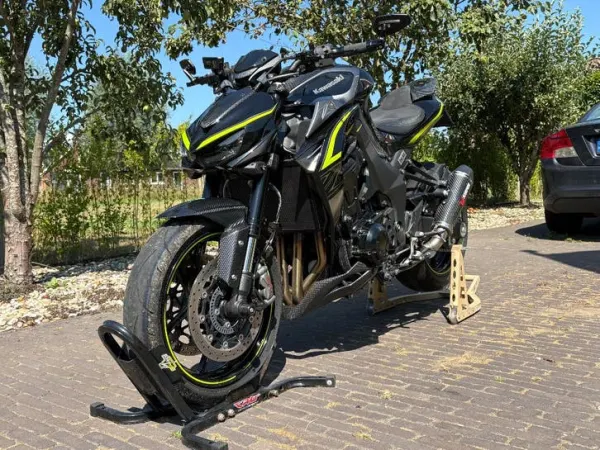 2017 Kawasaki Z1000 R Naked Bike-Nieuwstaat - € 11.399 (1/1)