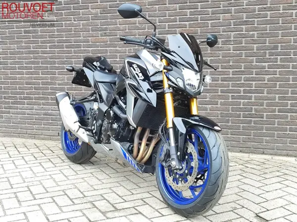 2025 Suzuki GSX-S 750 - € 8.450 (1/1)