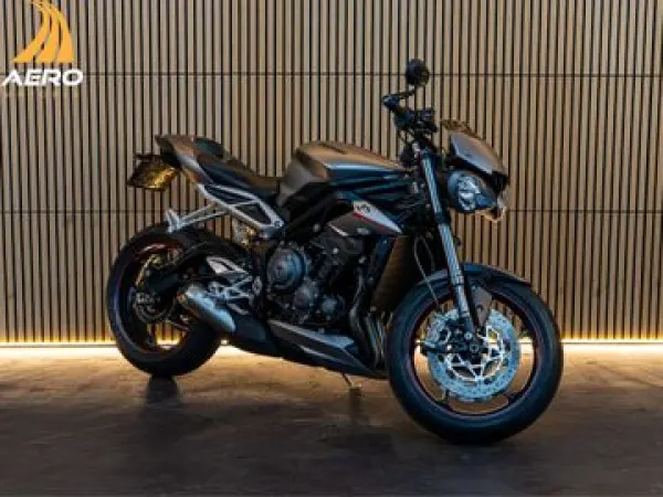 2017 Triumph Street Triple RS - €8,640 (1/1)