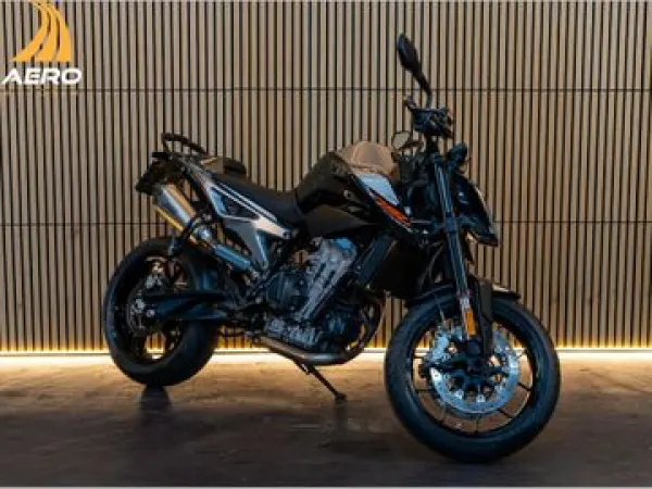 2020 KTM 790 Duke - € 7.340 (1/1)