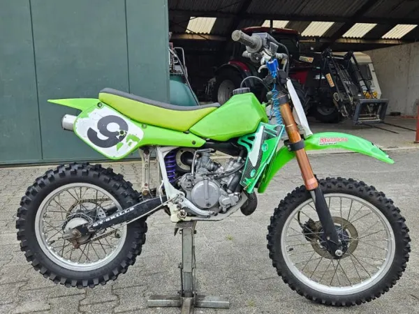 Bouwjaar onbekend Kawasaki Crossmotor kx60 - € 999 · Bieden (1/1)