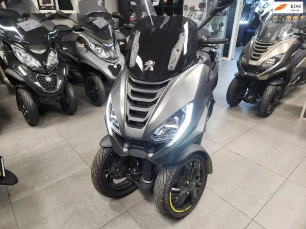 2018 Peugeot Metropolis 400 - €5,500 (1/1)