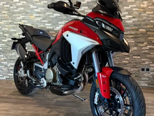 2021 Ducati Multistrada V4 S Radar Travel 2021 | Bomvol Opties - € 17.950 · Bieden (1/1)