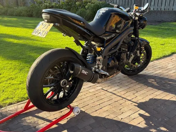 Bouwjaar onbekend Triumph Speed Triple 1050-maar dan mooi! - € 6.500 (1/1)