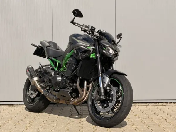 2025 Kawasaki Z 900 - € 10.250 (1/1)