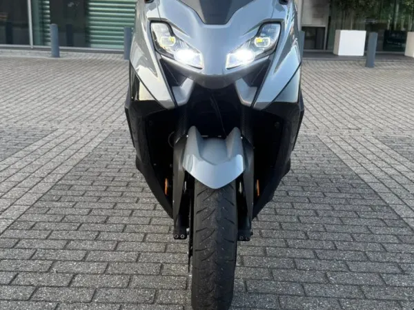 2024 Yamaha T Max 560 Tech Max | Full Option TMAX! (Garantie) - € 12.500 · Bieden (1/1)