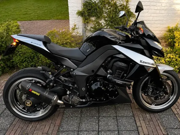 2010 Kawasaki Z 1000 - € 7.750 (1/1)
