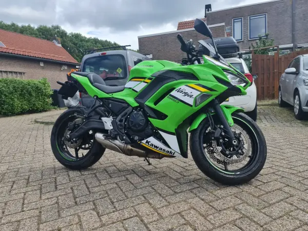 2025 Kawasaki Ninja 650 - € 6.900 (1/1)