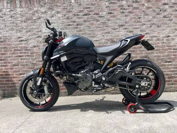 2022 Ducati Monster 937 - €8,885 · Bidding (1/1)