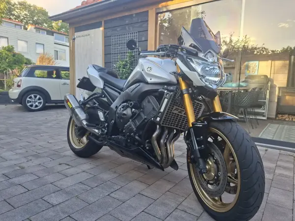 2010 Yamaha FZ 8 - € 4.500 (1/1)