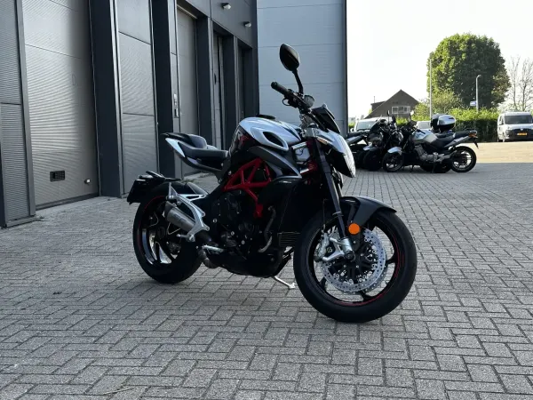 2018 MV Agusta Brutale 800 - € 9.900 (1/1)