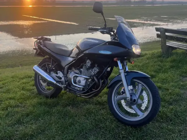 1992 Yamaha XJ 600 - €1,600 (1/1)