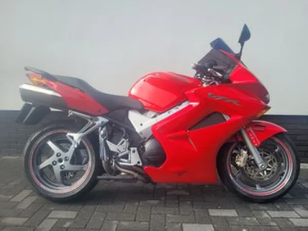 2005 Honda VFR 800 FI Vtec ABS - € 2.999 (1/1)