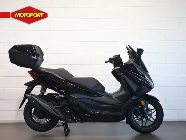 2026 Honda Forza 350 - € 8.599 (1/1)