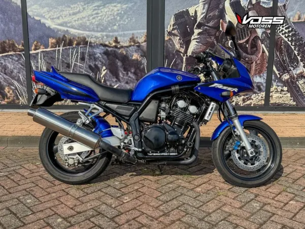 2003 Yamaha FZS 600 Fazer - € 2.500 (1/1)