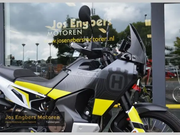 Year unknown Husqvarna Norden 901 - €10,950 · Bidding (1/1)