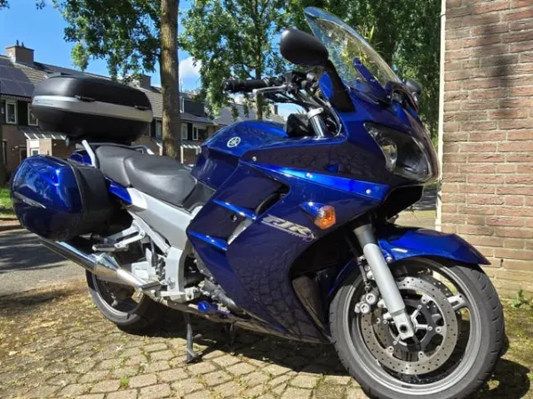 Bouwjaar onbekend Yamaha FJR 1300 - € 2.450 · Bieden (1/1)
