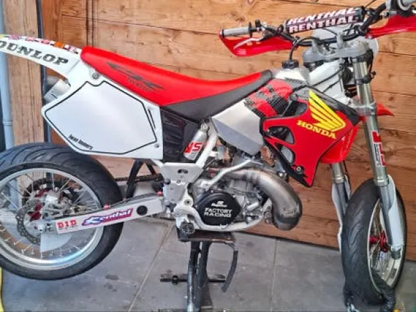 Year unknown Honda CR 250 - €6,700 · Bidding (1/1)