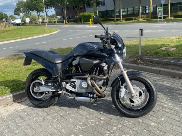 1999 Buell m2 Cyclone - € 2.850 (1/1)