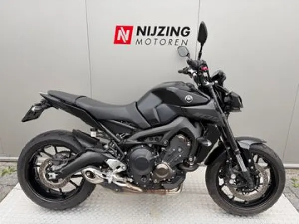 2017 Yamaha MT 09 ABS - € 7.999 (1/1)