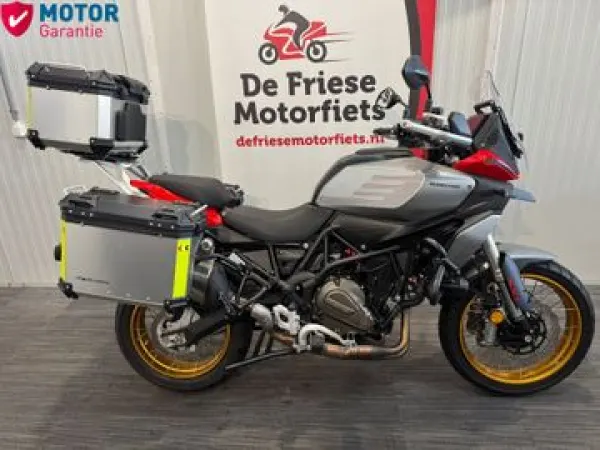2025 QJMotor SRT 700 SX Touring - € 7.999 (1/1)