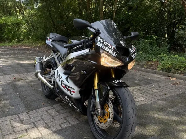2004 Kawasaki Ninja ZX-6R - €3,500 · Bidding (1/1)