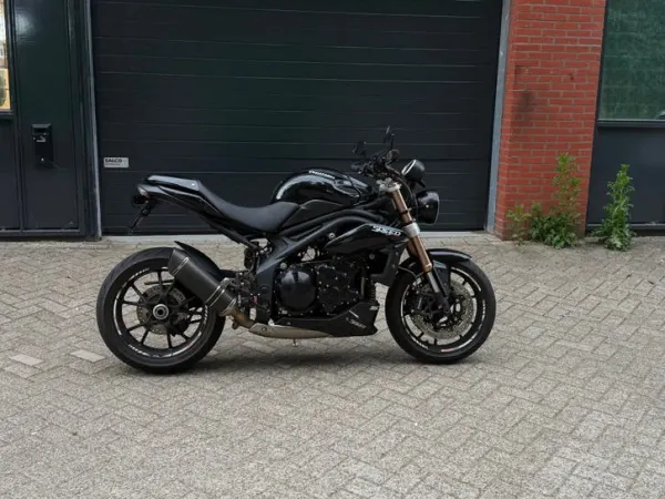2011 Triumph Speed Triple - €5,950 (1/1)