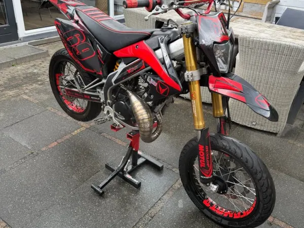 Bouwjaar onbekend Vent Derapage 70cc Schakelbrommer-Zeer Nette staat! - € 2.850 · Bieden (1/1)