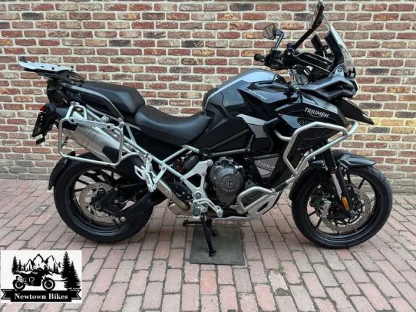 Bouwjaar onbekend Triumph Tiger 1200 GT Explorer 2022 €14950 - € 14.950 · Bieden (1/1)
