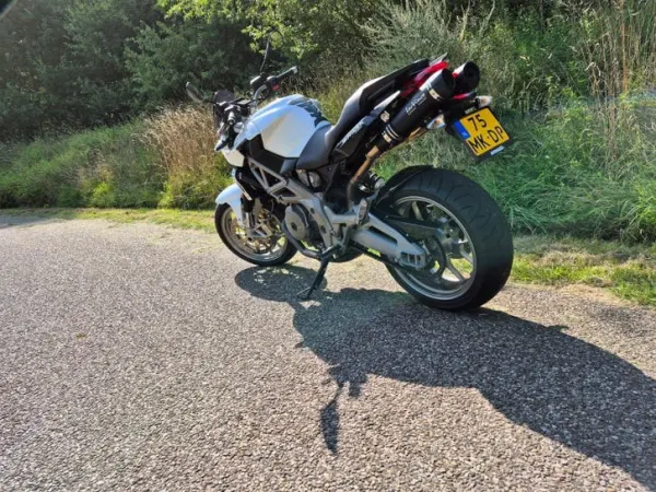 Bouwjaar onbekend Aprilia Shiver 750 - € 2.500 · Bieden (1/1)