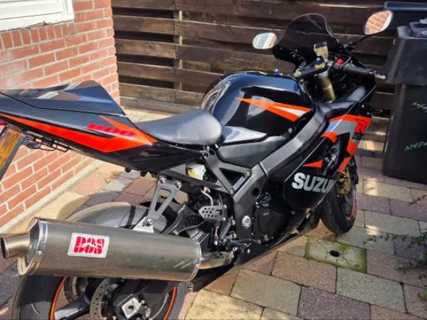 2005 Suzuki GSX-R 600 - €4,500 · Bidding (1/1)