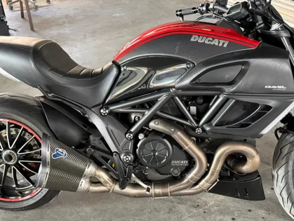 2013 Ducati Diavel - € 7.995 · Bieden (1/1)