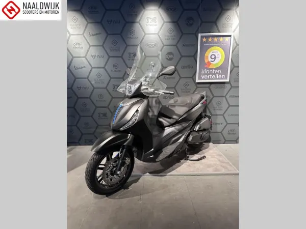 2025 Piaggio Beverly S 400 - € 5.995 (1/1)