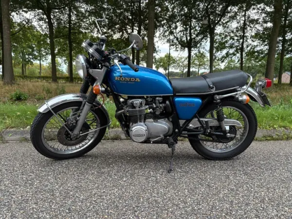 1976 Honda CB 550 - €3,300 · Bidding (1/1)
