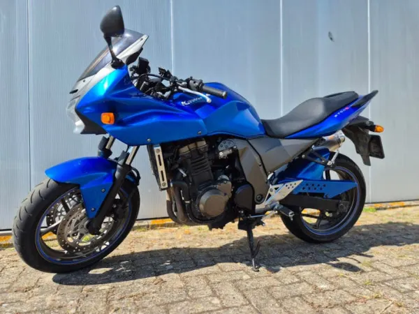 2007 Kawasaki Z750S Z 750 S uit 2007 met Maar 22900 km! E - € 2.750 · Bieden (1/1)
