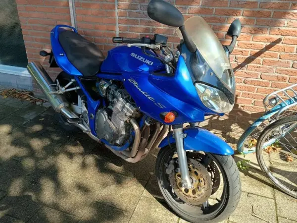 2004 Suzuki Bandit 600 - €1,150 · Bidding (1/1)