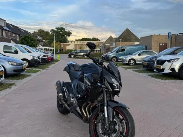 2014 Kawasaki Z 800 - € 5.999 · Bieden (1/1)