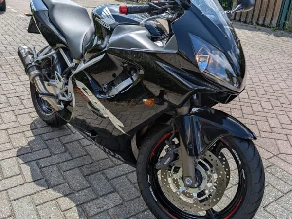 Year unknown Honda CBR 600 F4i in Uitstekende Staat Kleur Zwart - €2,900 · Bidding (1/1)