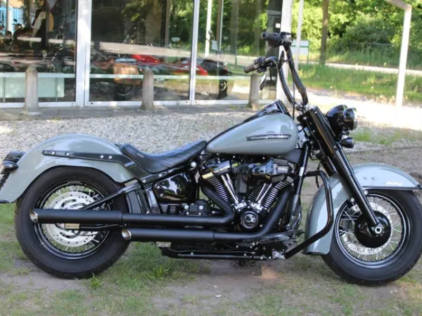 2021 Harley-Davidson Heritage Flhcs - € 20.500 · Bieden (1/1)