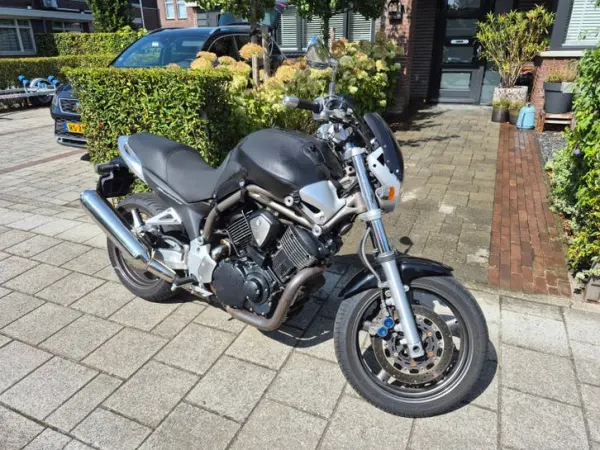 2004 Yamaha BT 1100 Bulldog - € 2.100 · Bieden (1/1)