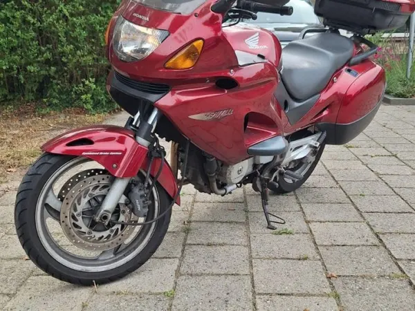 Year unknown Honda Deauville - Bidding (1/1)