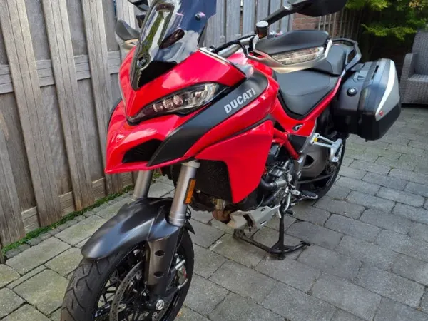 2015 Ducati Multistrada 1200S DVT | 2015 | Kofferset - €9,450 · Bidding (1/1)